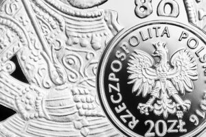 Detal srebrnej monety okolicznościowej – Historia Monety Polskiej – szeląg, talar Stefana Batorego
