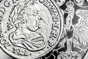Detal srebrnej monety okolicznościowej – Historia Monety Polskiej – szóstak Jana Sobieskiego