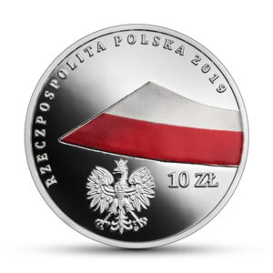 Srebrna moneta okolicznościowa; awers – 100-lecie polskiej flagi państwowej