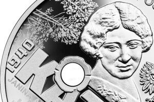Detal srebrnej monety okolicznościowej – Katyń – Palmiry 1940