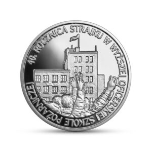 Srebrna moneta okolicznościowa; rewers - 40. rocznica strajku w Wyższej Oficerskiej Szkole Pożarniczej