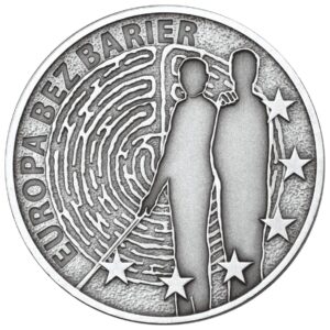 Srebrna moneta okolicznościowa; rewers – Europa bez barier – 100-lecie Towarzystwa Opieki nad Ociemniałymi